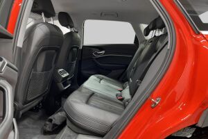 AUDI E-TRON esikatselu 10