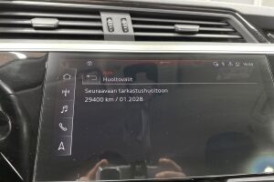 AUDI E-TRON esikatselu 18