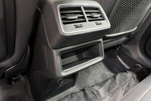 AUDI E-TRON esikatselu 30