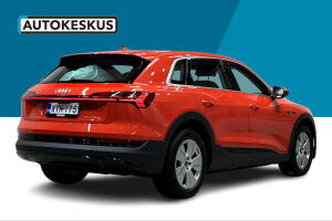 AUDI E-TRON esikatselu 5