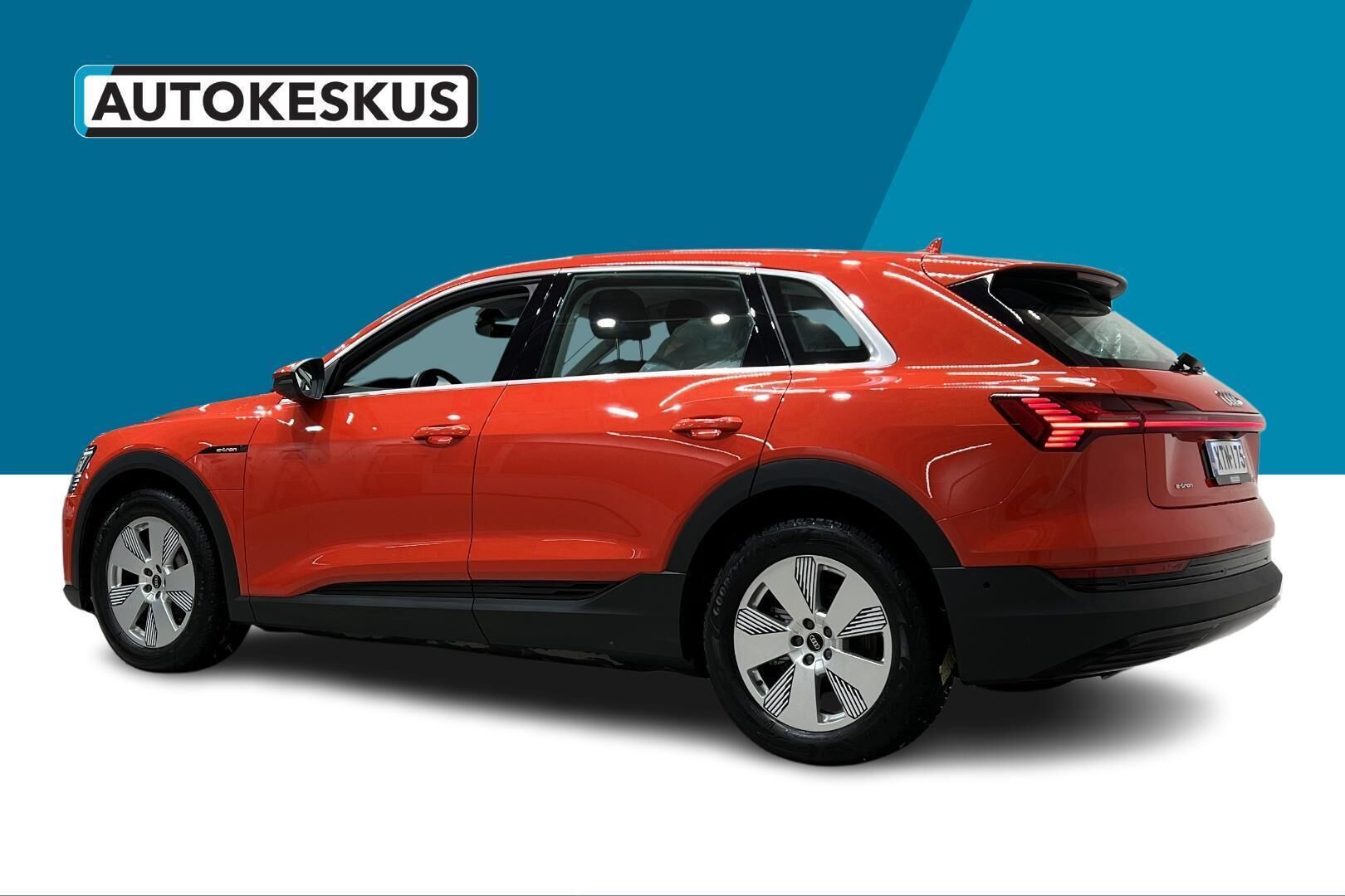 AUDI E-TRON iso kuva 7