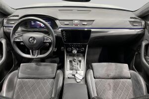 SKODA SUPERB esikatselu 11