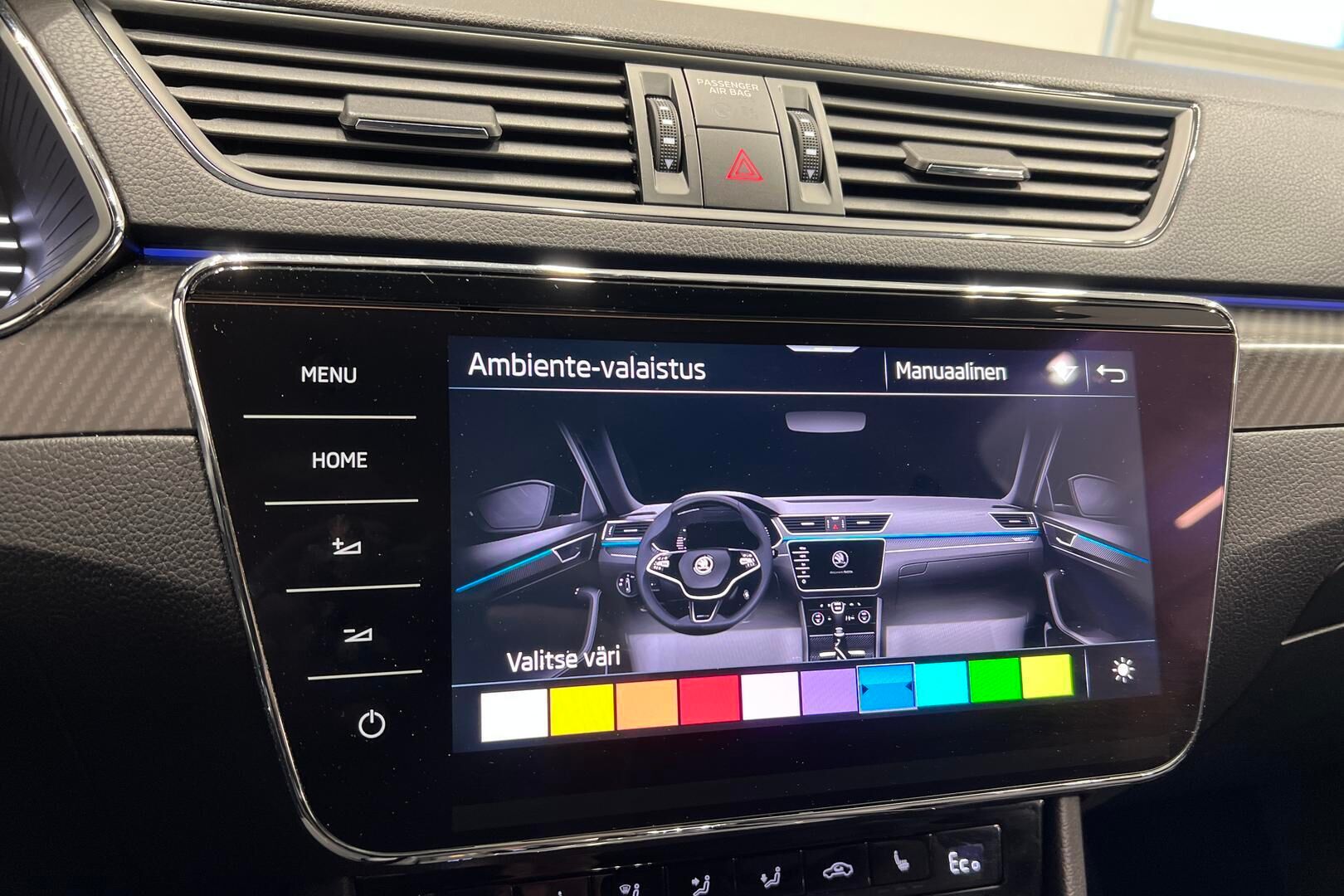 SKODA SUPERB iso kuva 18