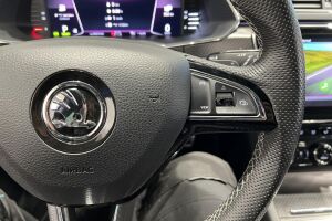 SKODA SUPERB esikatselu 22