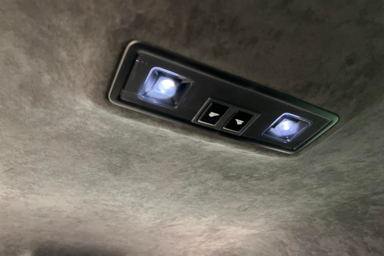 SKODA SUPERB iso kuva 29