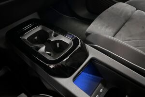 VOLKSWAGEN ID.4 esikatselu 10