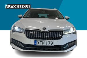 SKODA SUPERB esikatselu 1