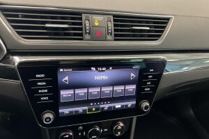 SKODA SUPERB esikatselu 15