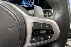 BMW 3-SARJA esikatselu 9