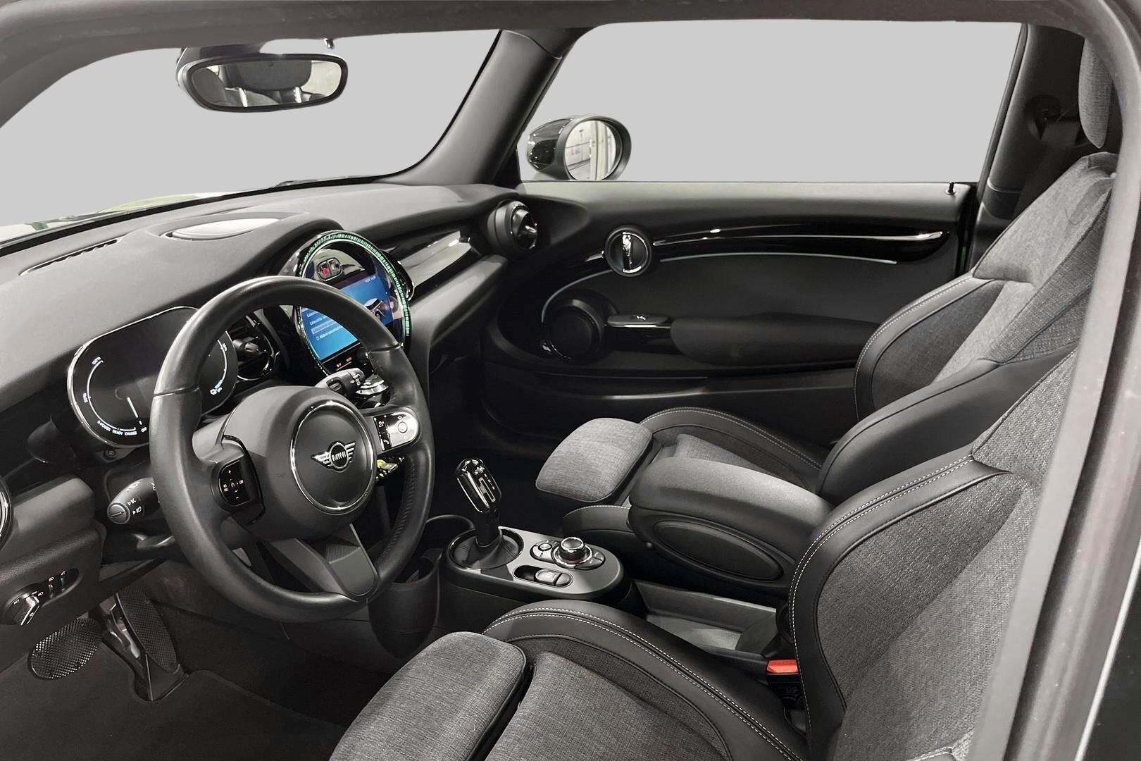 MINI COOPER iso kuva 14