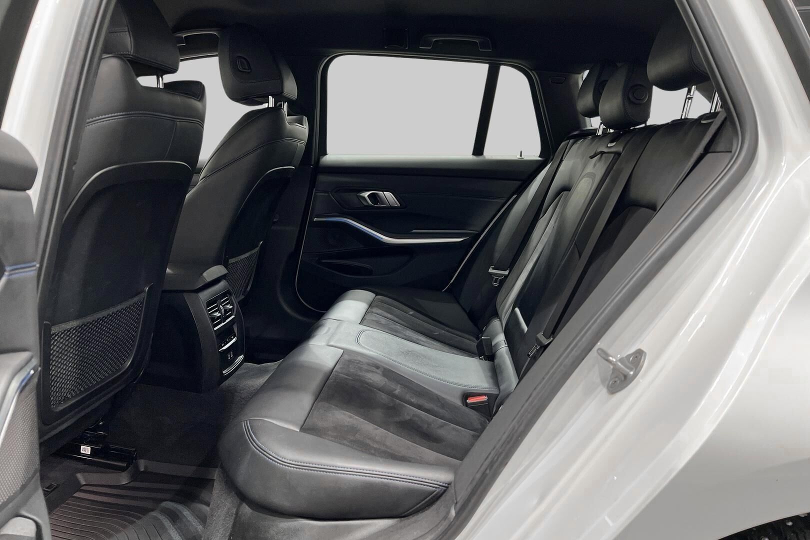 BMW 3-SARJA iso kuva 8