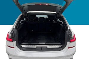 BMW 3-SARJA esikatselu 12