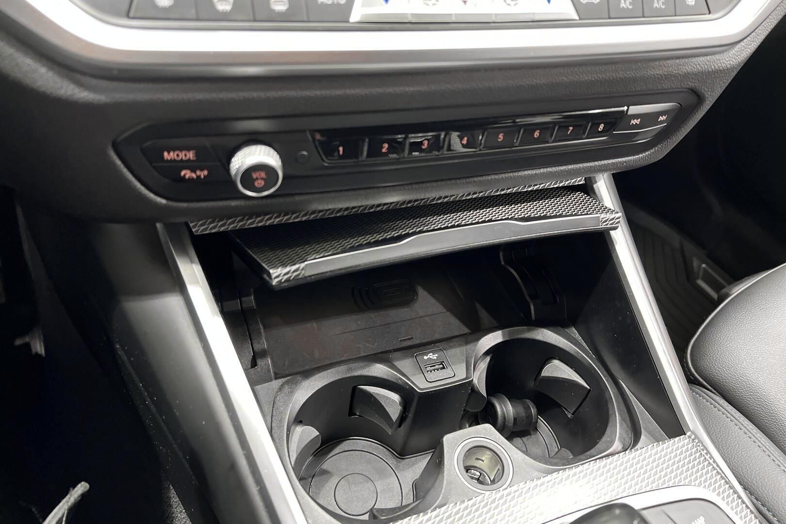 BMW 3-SARJA iso kuva 18