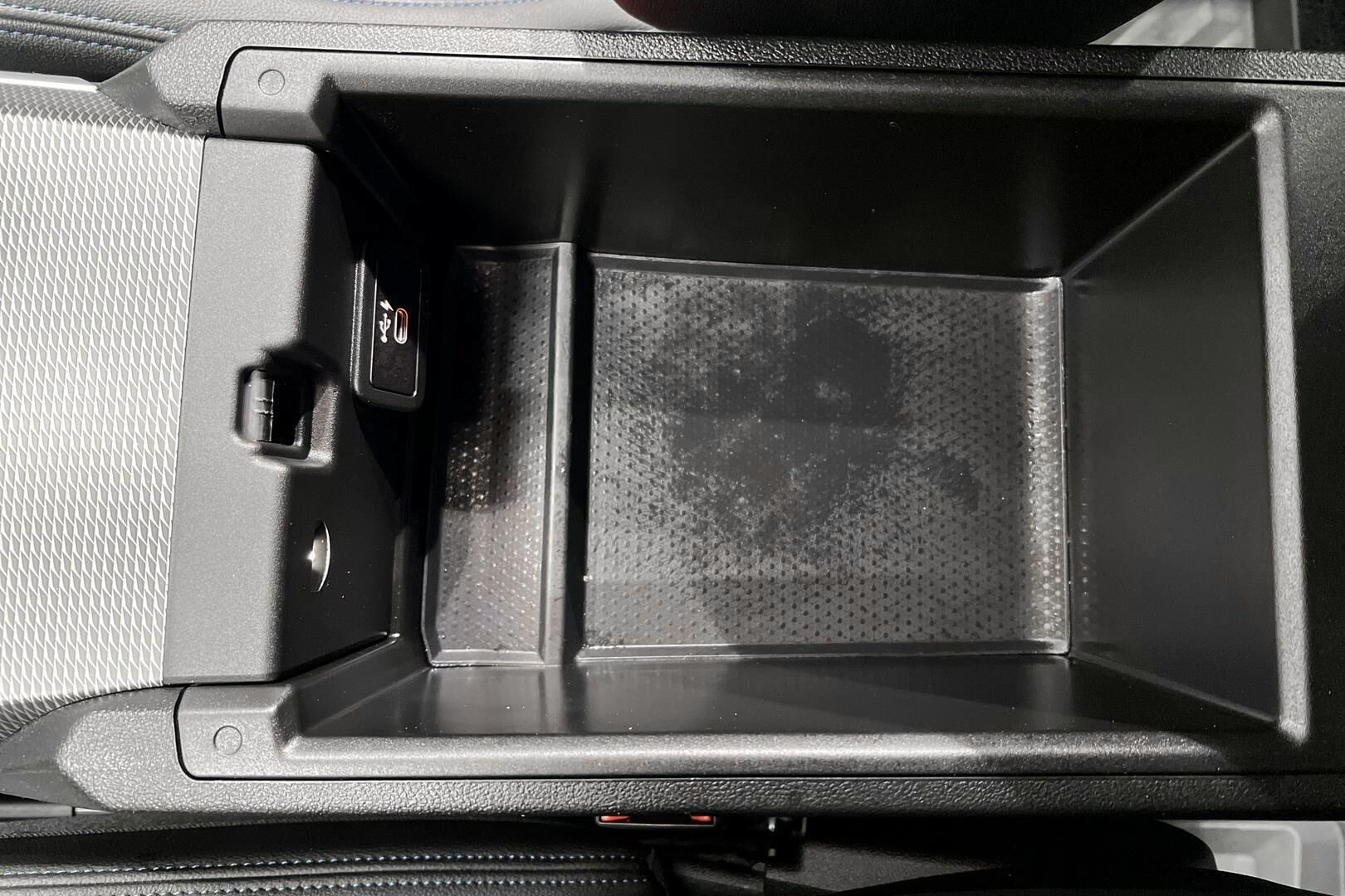 BMW 3-SARJA iso kuva 23