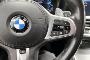 BMW 3-SARJA esikatselu 23