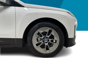 BMW IX esikatselu 13