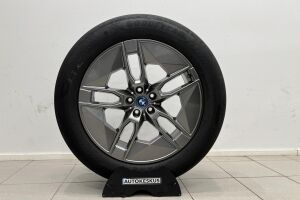 BMW IX esikatselu 32