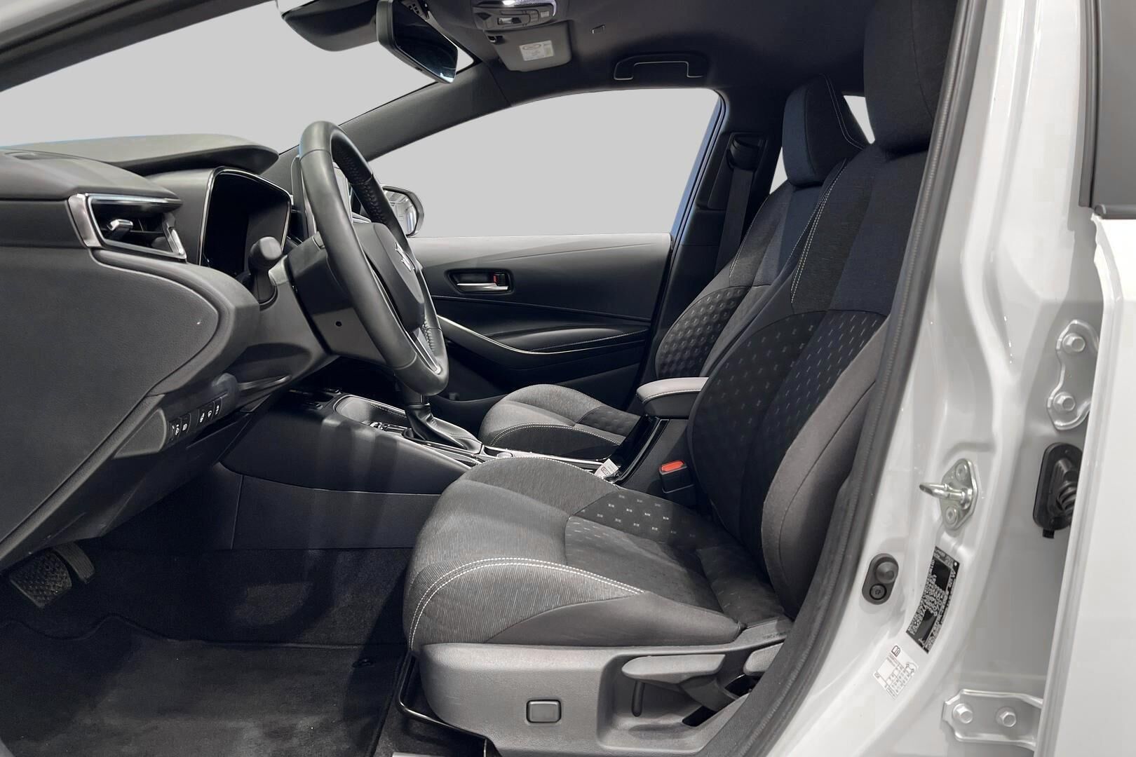 SUZUKI SWACE iso kuva 8