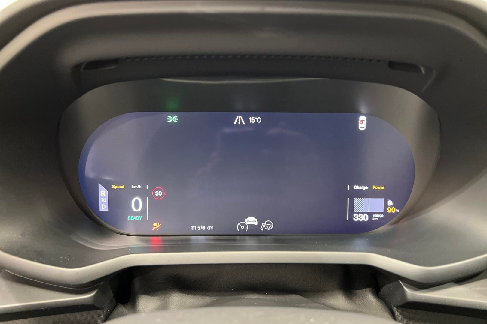 POLESTAR 2 iso kuva 13