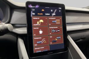 POLESTAR 2 esikatselu 32