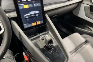 POLESTAR 2 esikatselu 33