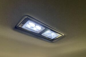 VOLKSWAGEN ID.4 esikatselu 34