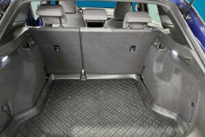 VOLKSWAGEN ID.4 esikatselu 11