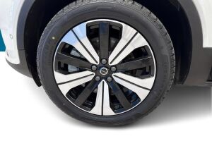 VOLVO C40 esikatselu 13