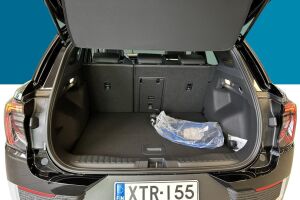 Ford Explorer esikatselu 8