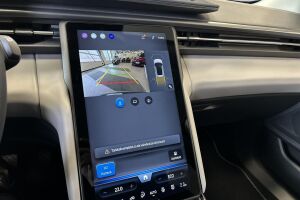 Ford Explorer esikatselu 18