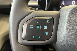 Ford Explorer esikatselu 20