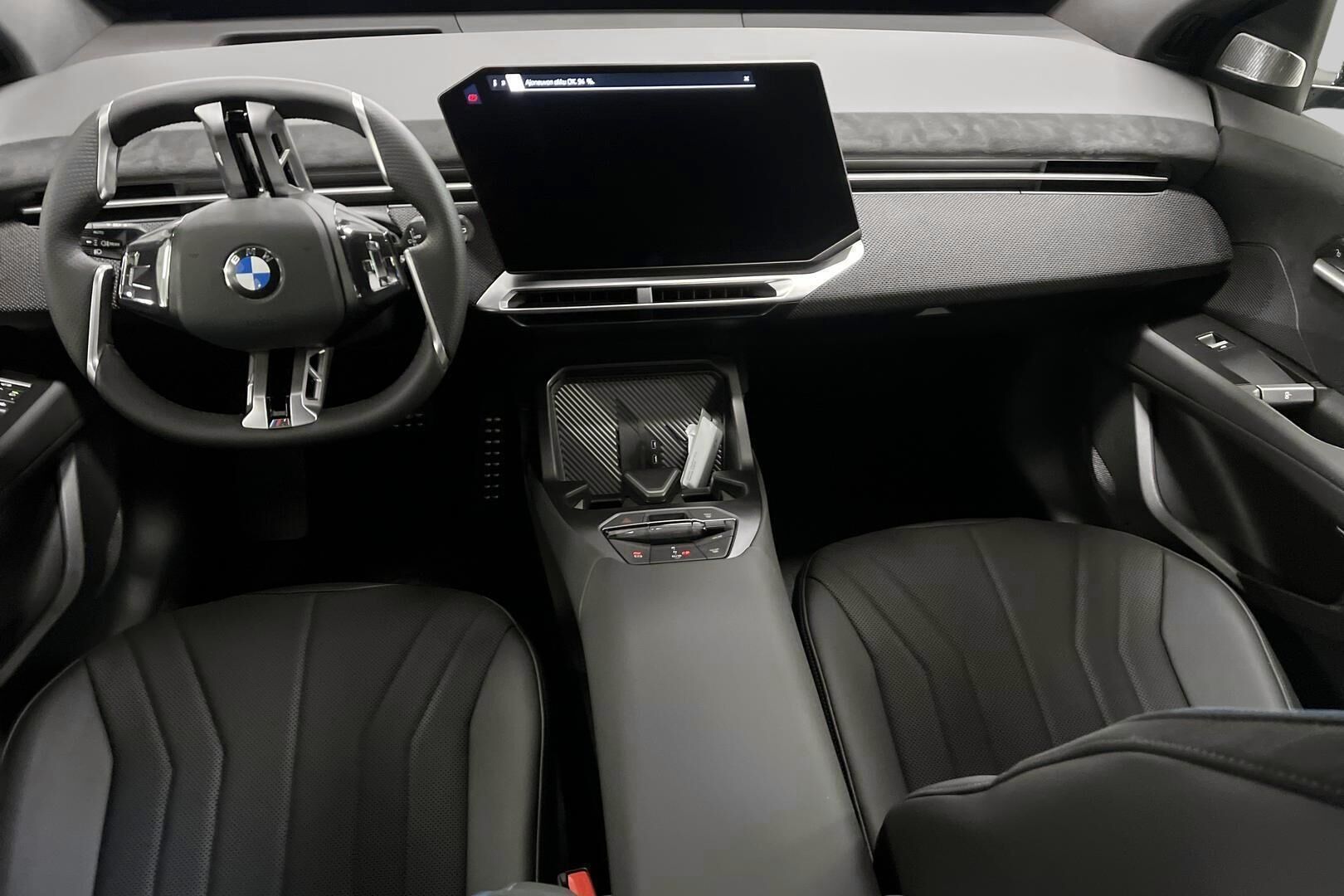 BMW iX3 iso kuva 10
