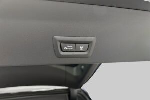 BMW iX3 esikatselu 13