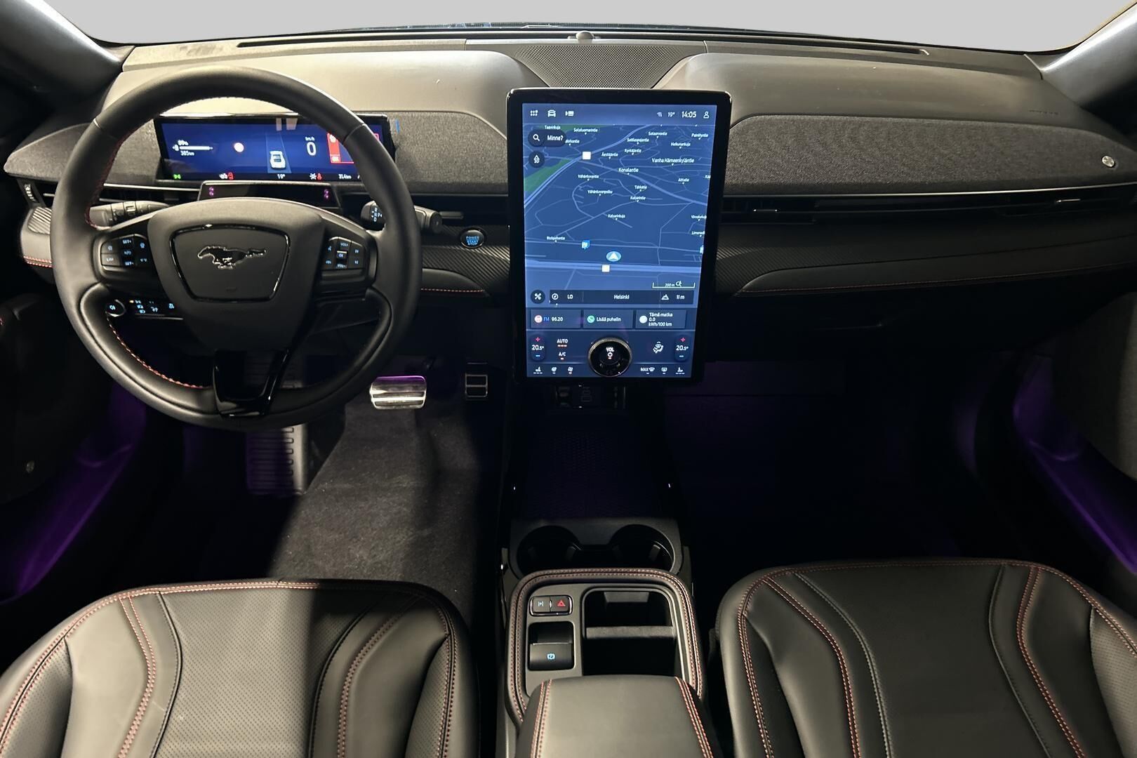 Ford Mustang Mach-E iso kuva 19