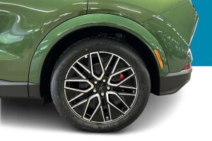 Ford Mustang Mach-E esikatselu 4