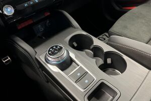 Ford Kuga esikatselu 15