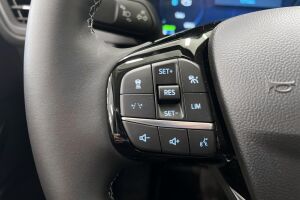 Ford Kuga esikatselu 16