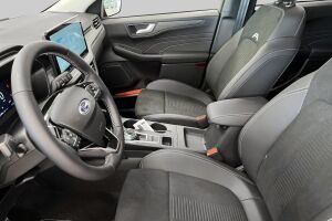 Ford Kuga esikatselu 8