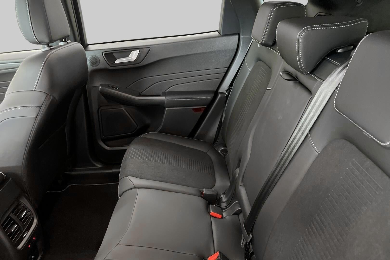 Ford Kuga iso kuva 9