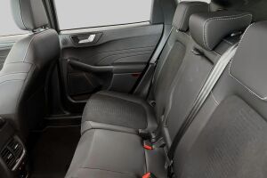 Ford Kuga esikatselu 9