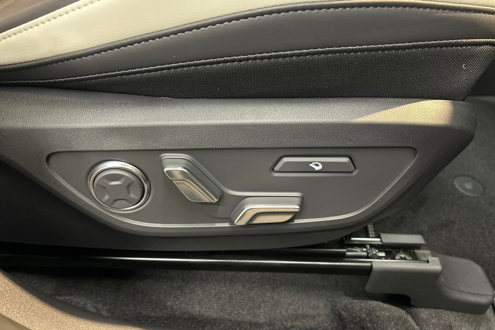 Kia EV5 iso kuva 30