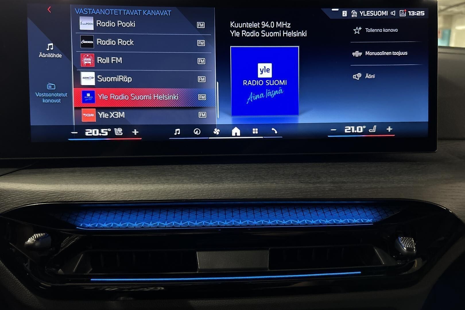 BMW I4 M60 iso kuva 18