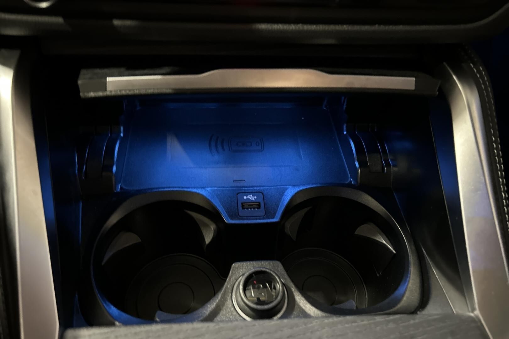 BMW I4 M60 iso kuva 21