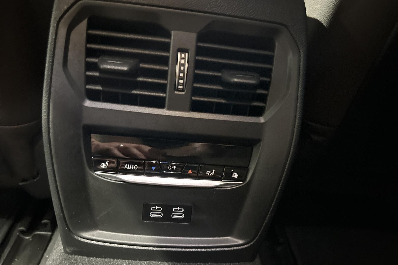BMW I4 M60 iso kuva 29