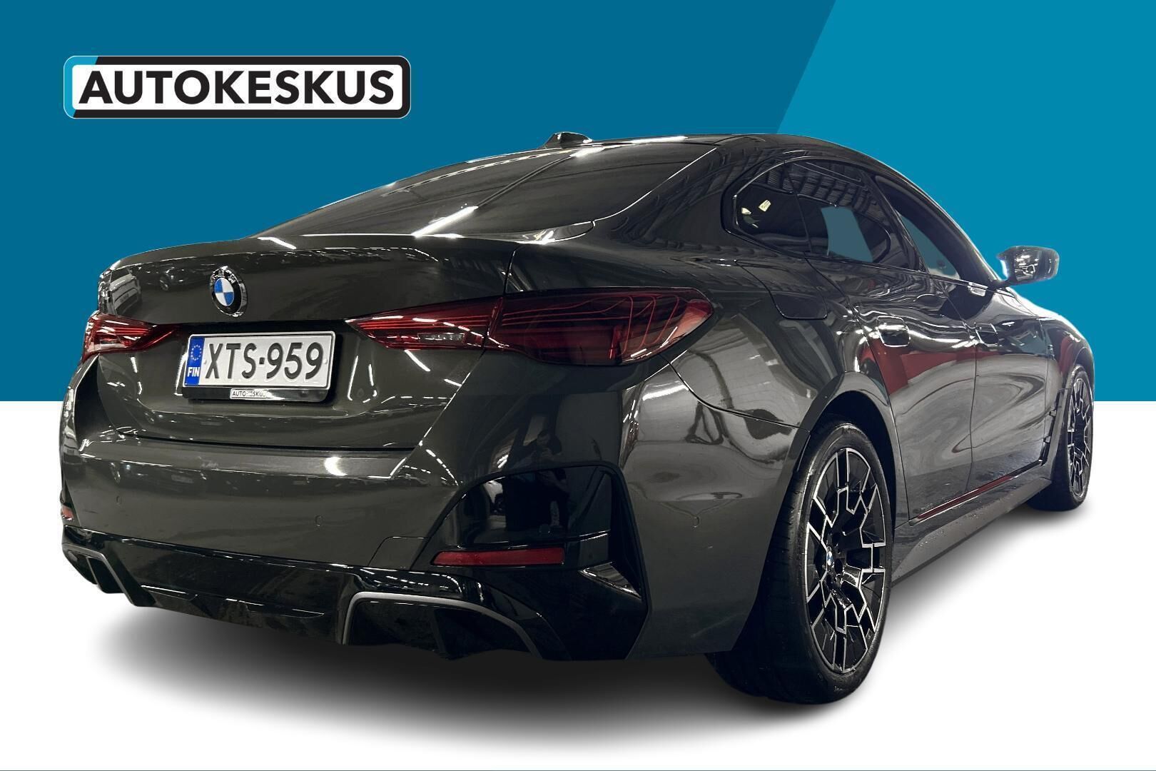 BMW I4 M60 iso kuva 31