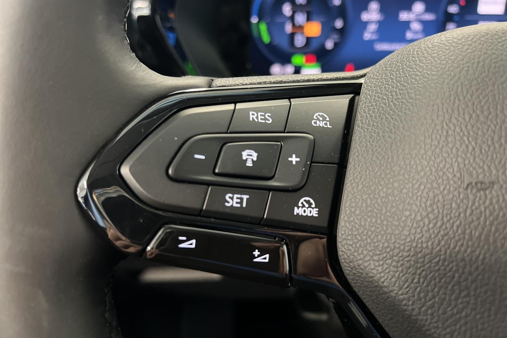 Ford Grand Tourneo Connect iso kuva 16