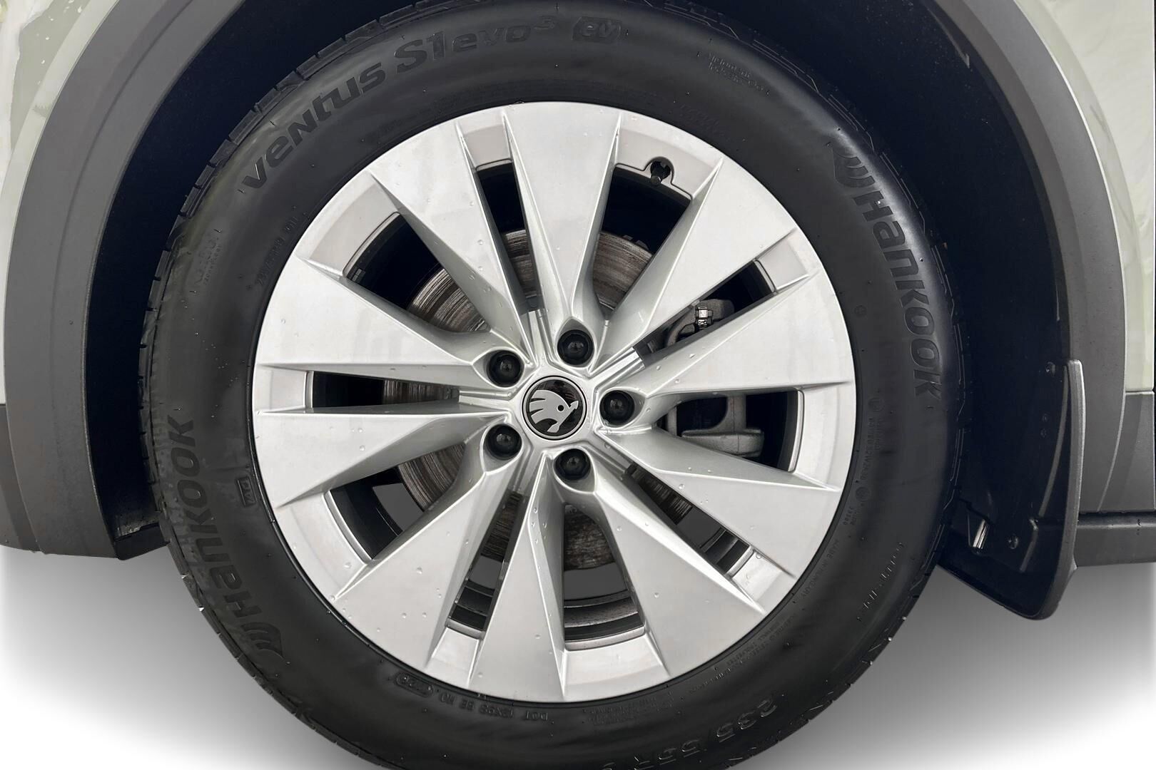 Skoda Elroq iso kuva 12