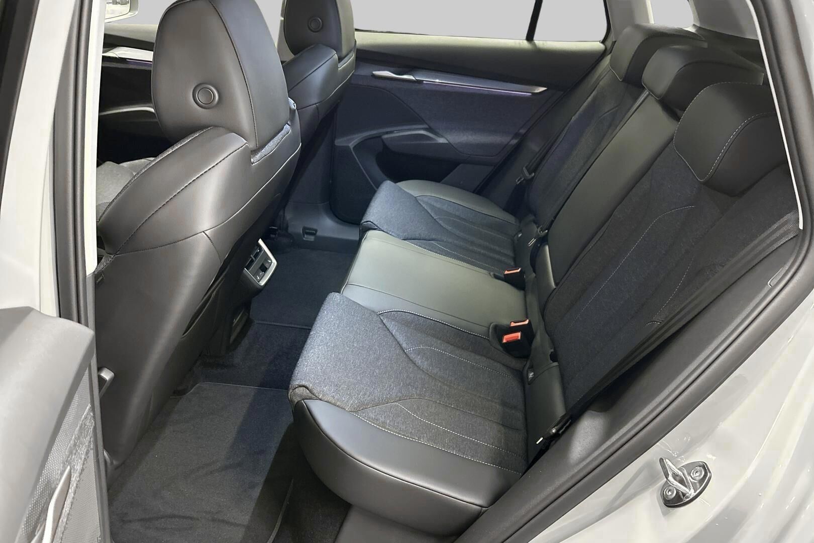 Skoda Elroq iso kuva 9