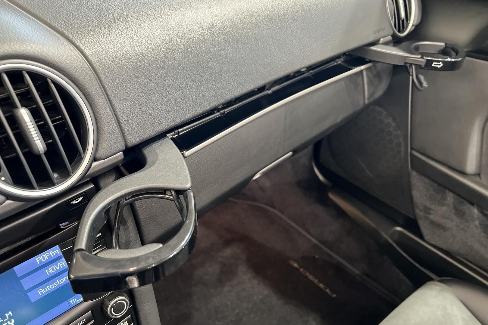 Porsche Boxster iso kuva 25