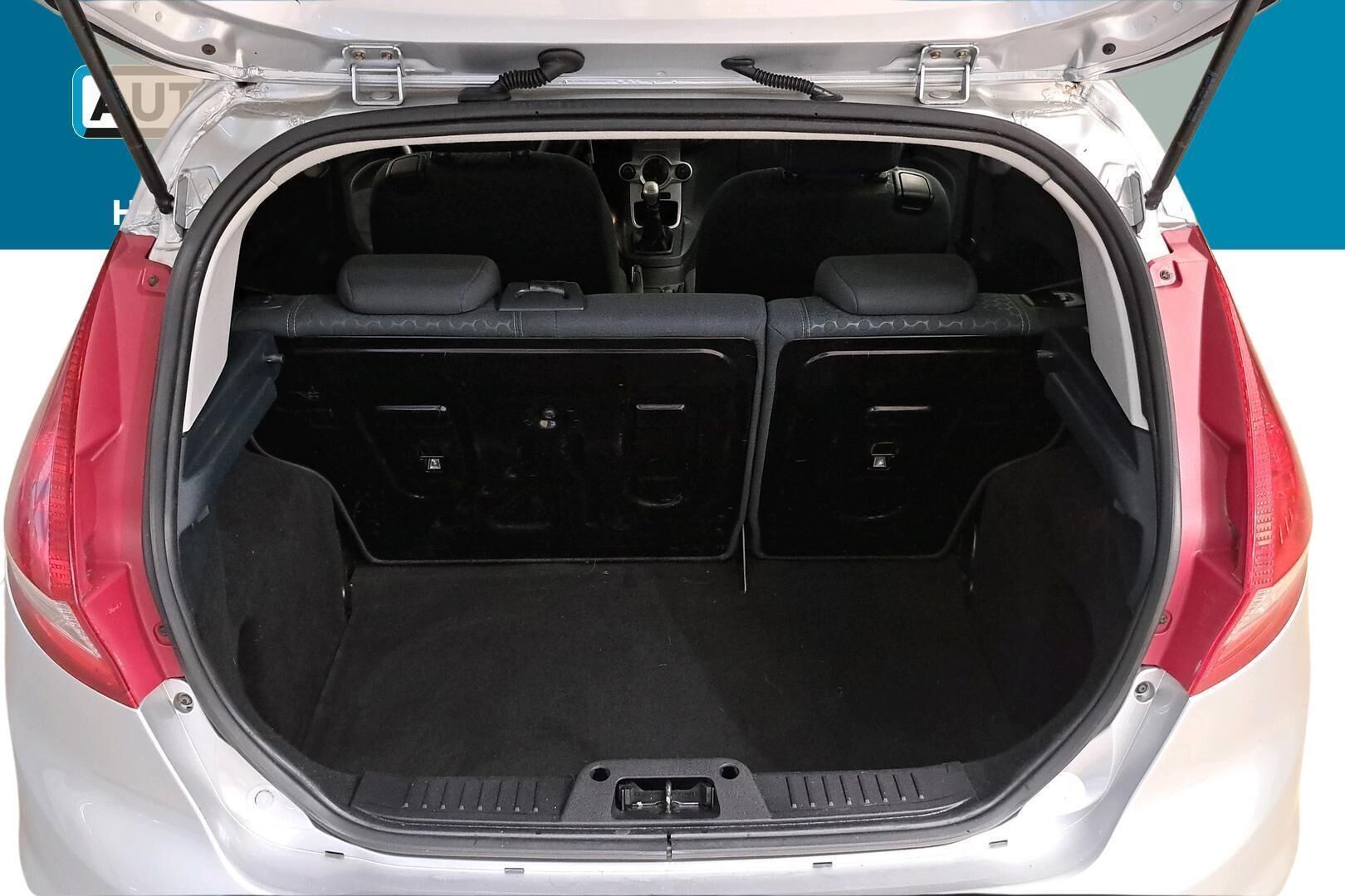 Ford Fiesta iso kuva 19